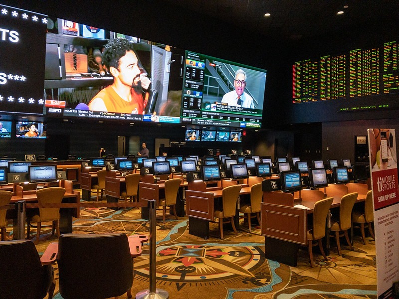 Five Team Parlay – College Football .Inside a Sportsbook in America.